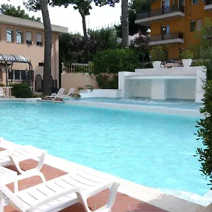 Milano Helvetia - In Centro Con Piscina 3*, Riccione Italien